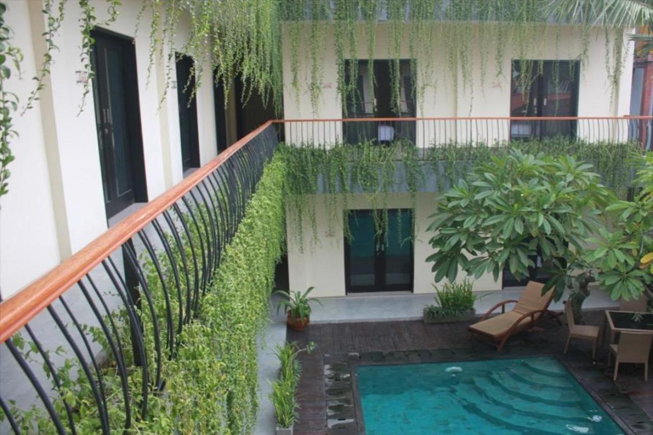 Zuk Hotel Legian Esterno foto