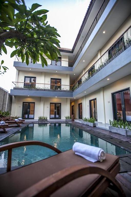 Zuk Hotel Legian Esterno foto