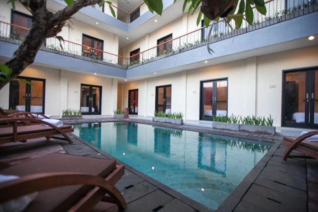Zuk Hotel Legian Esterno foto
