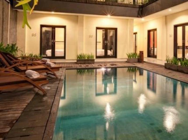 Zuk Hotel Legian Esterno foto